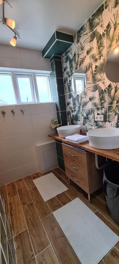 Grund In Olafsvik Lägenhet Exteriör bild